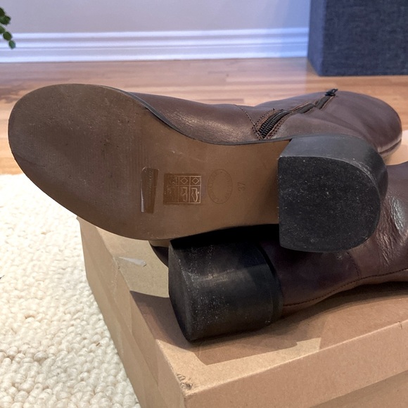 ANTHROPOLOGIE Leather Riding Boot [SOLD] - Picture 3 of 4